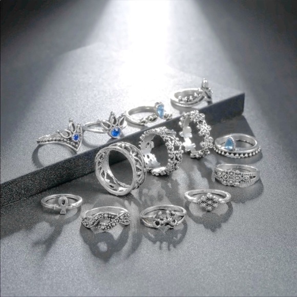 Vintage Boho 13-Piece Ring Set - Picture 3 of 7
